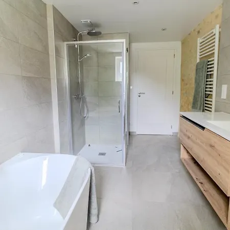 La Gourmandiere Aux Bruyeres